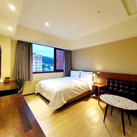 享住新大華館 Hotell Chilung Exteriör bild