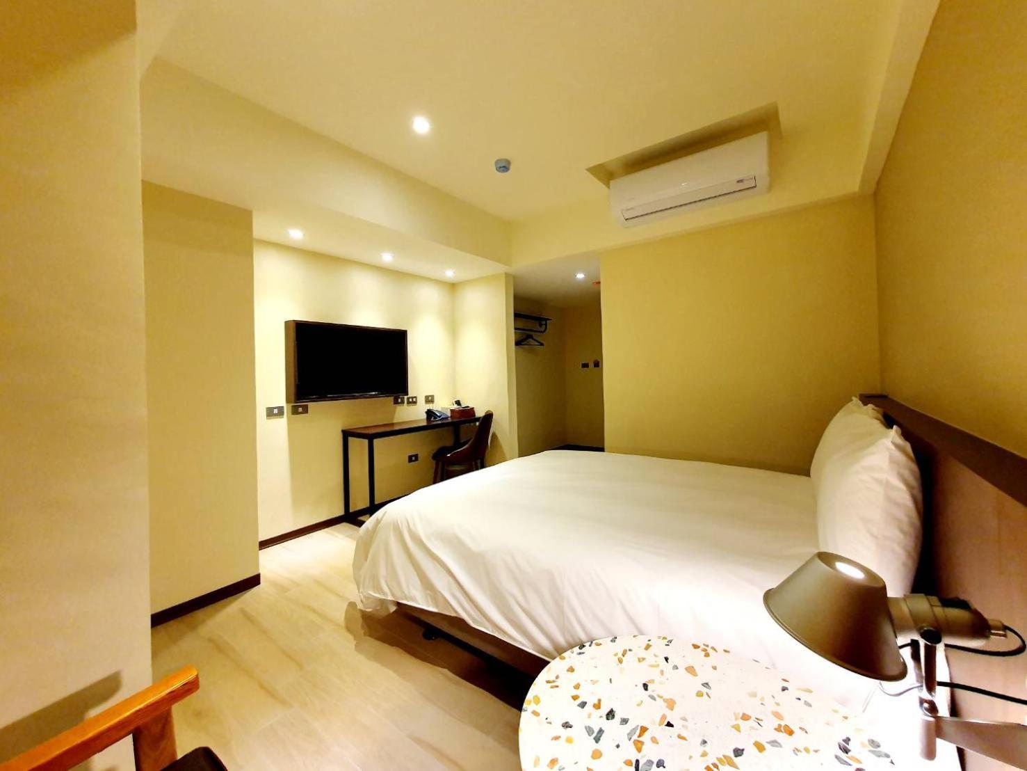 享住新大華館 Hotell Chilung Exteriör bild