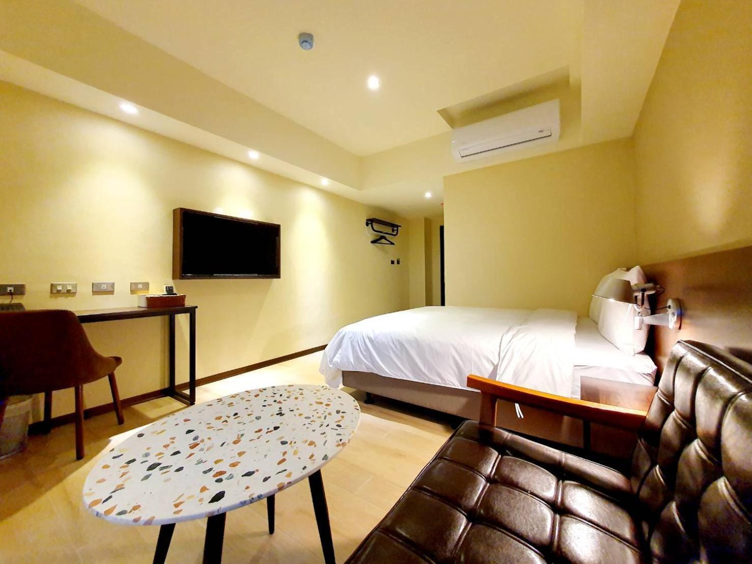 享住新大華館 Hotell Chilung Exteriör bild