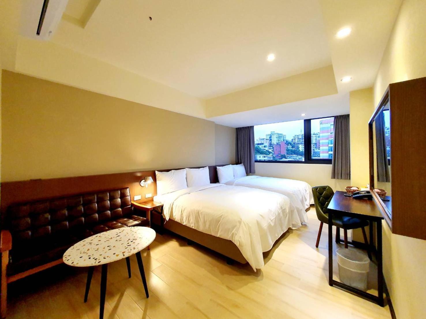 享住新大華館 Hotell Chilung Exteriör bild