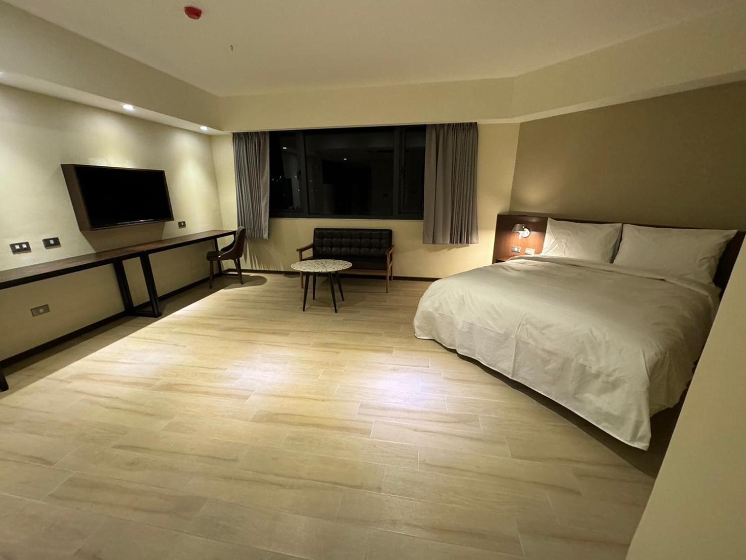 享住新大華館 Hotell Chilung Exteriör bild