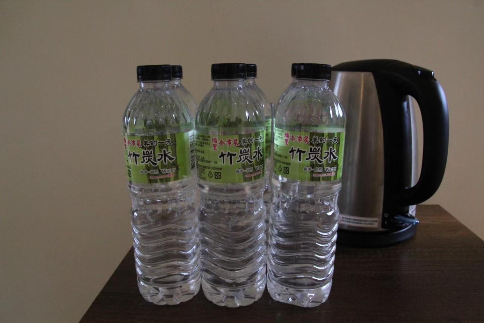 享住新大華館 Hotell Chilung Exteriör bild