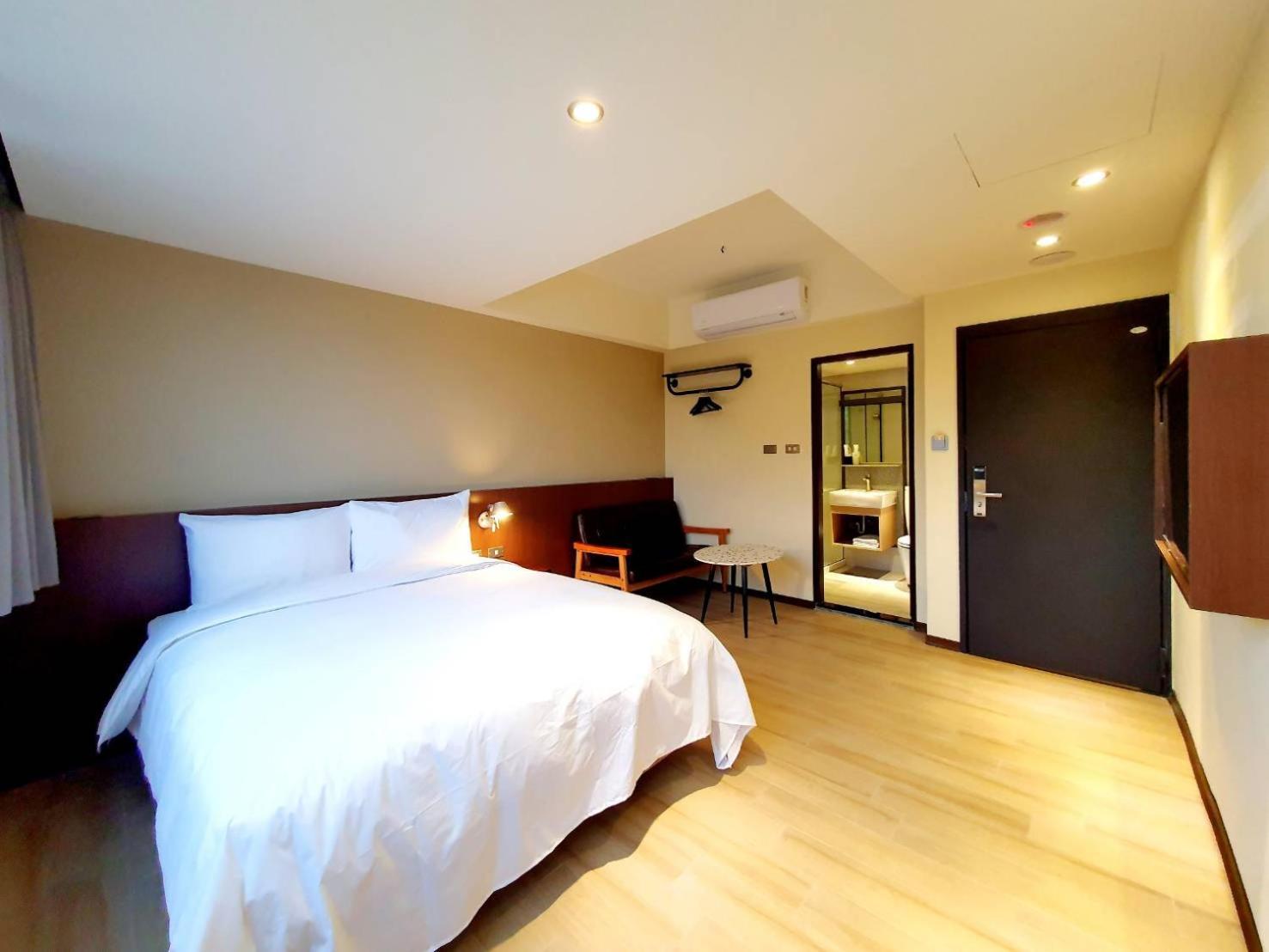 享住新大華館 Hotell Chilung Exteriör bild