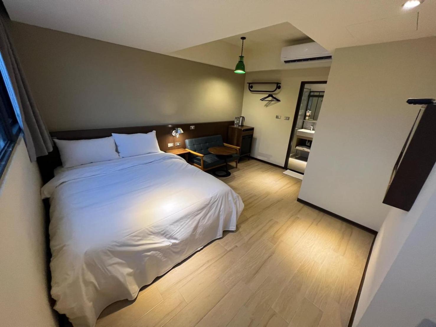 享住新大華館 Hotell Chilung Exteriör bild